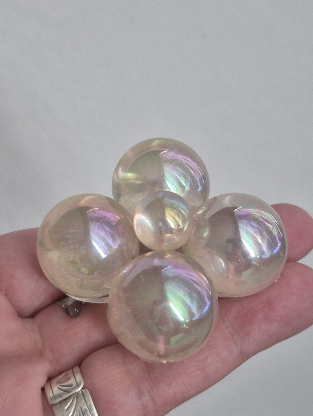 🌙Vintage 1950s Lucite Bubble Brooch Iridescent Aurora Borealis Poof Pin